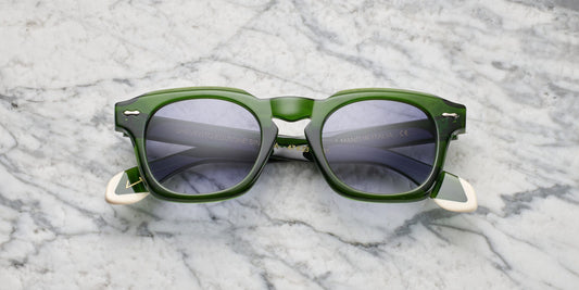 occhiali da sole unici color verde intenso